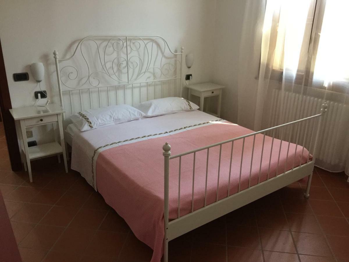 Villetta Le Rose Tavullia Ngoại thất bức ảnh